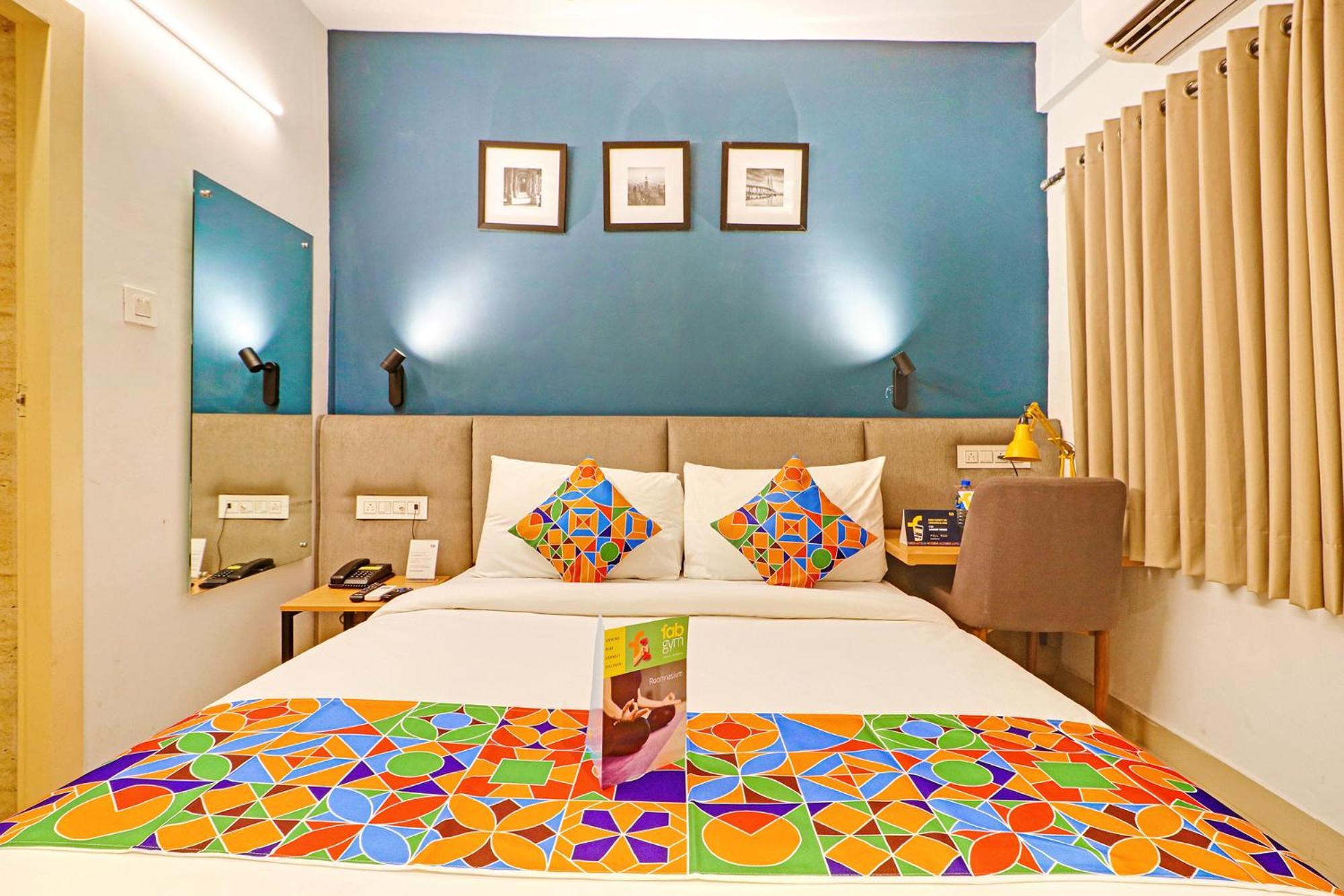 Fabhotel Azure Sky - Nr Ruby Hospital Jādabpur Exterior photo